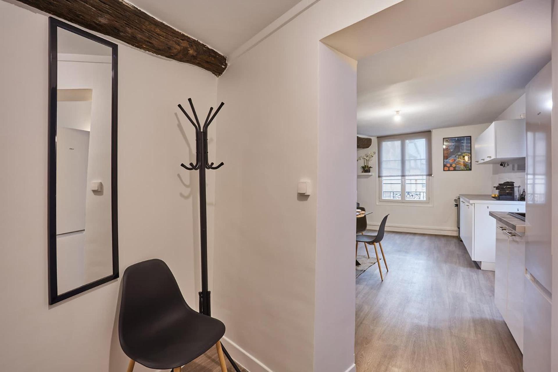 Superb In The Center Of By Stusioprestige Appartement
