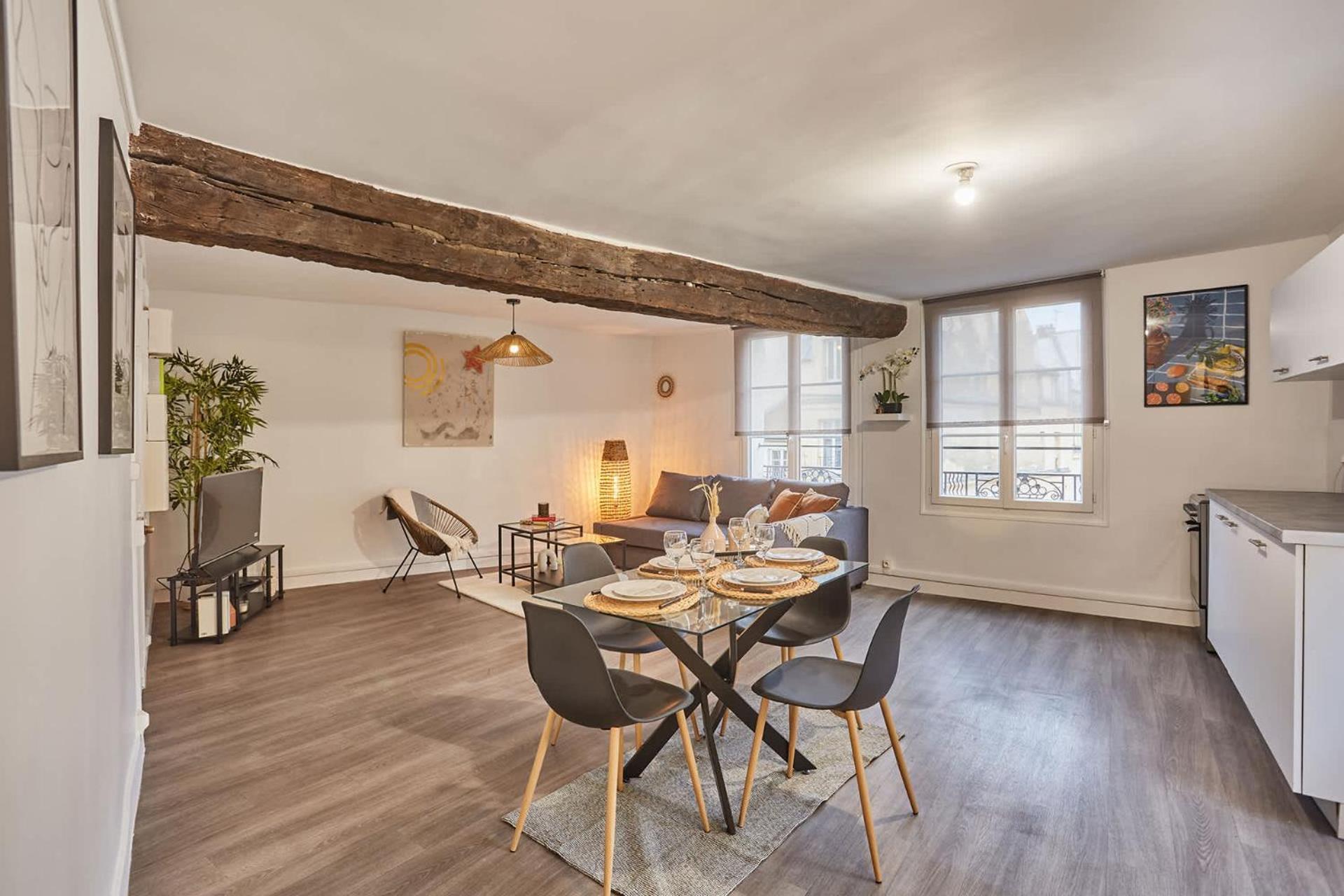 Superb In The Center Of By Stusioprestige Appartement